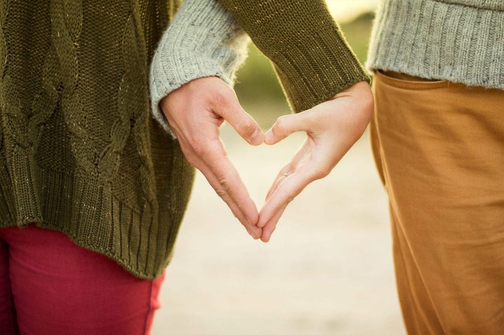 The Best Ways to Heal Dry, Cracked Hands