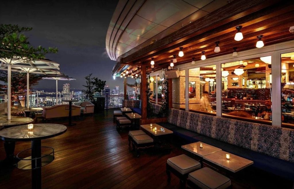 Your Best Compilation of Rooftop Bars in Singapore 