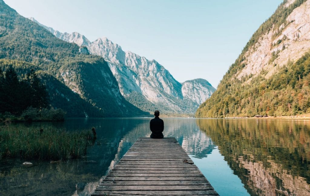 7 Good Reasons Why You Should Travel Alone this Year