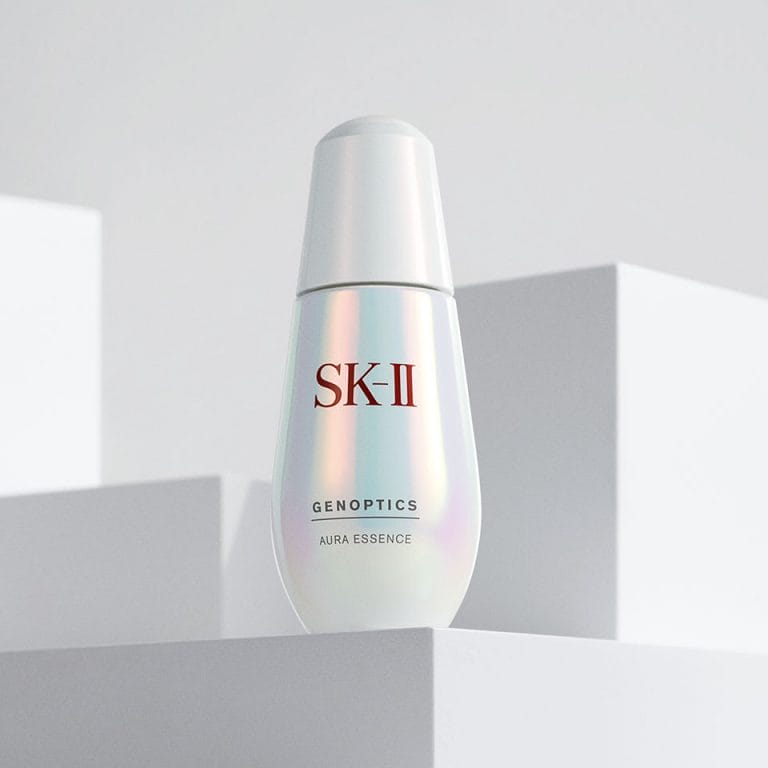SK-II Genoptics Spot Essence
