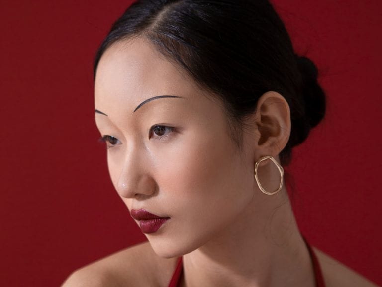 7 Quick Tips to Give Yourself a Complete Makeover this Year