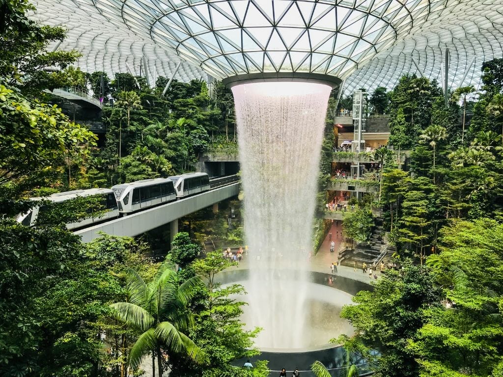 Top 10 Best Hotels Close to Changi Airport Singapore