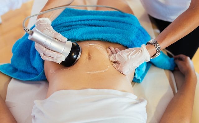 Comparing Cavitation and Cryolipolysis